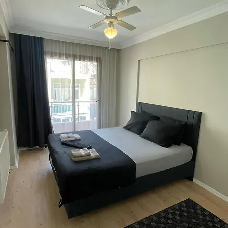 Mams Apartamento Esmirna